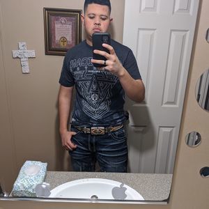 Meet your Posher, Cesar